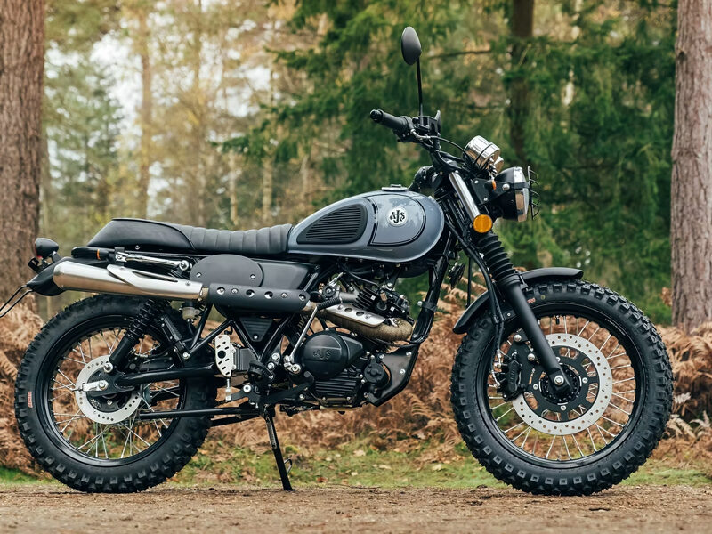 71 Desert Scrambler 125