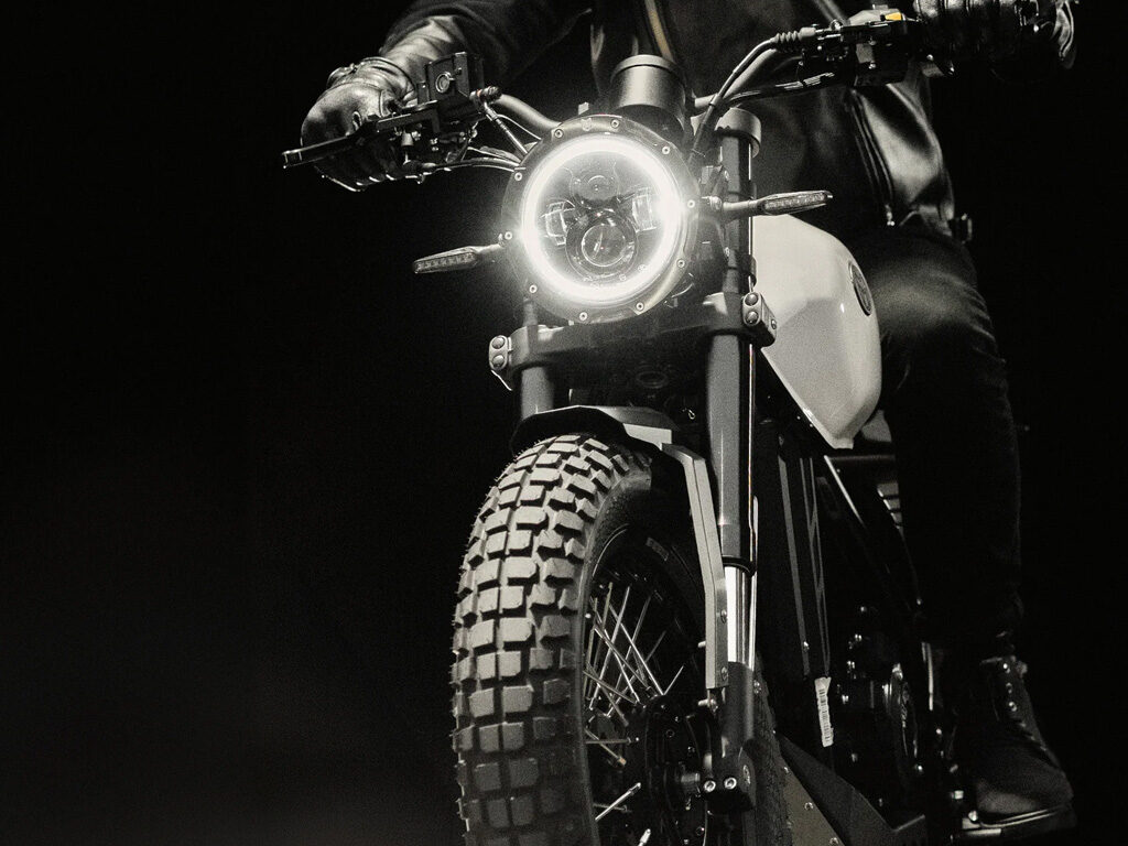 DRK-01 125CC WHITE SAND